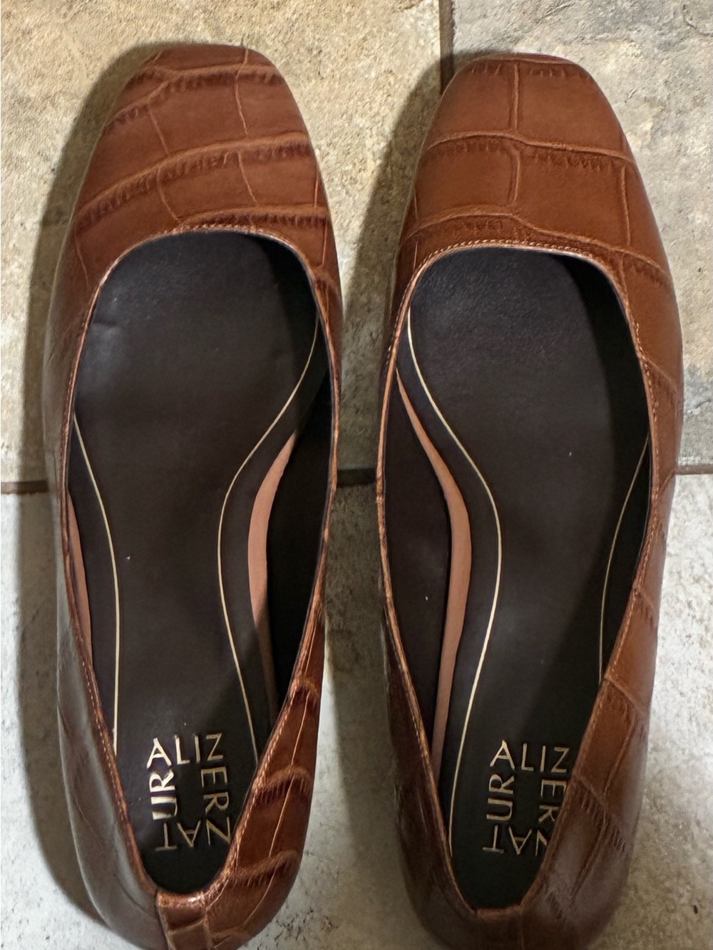 Naturalizer Brown Croc-Embossed Square-Toe Flats 11M
